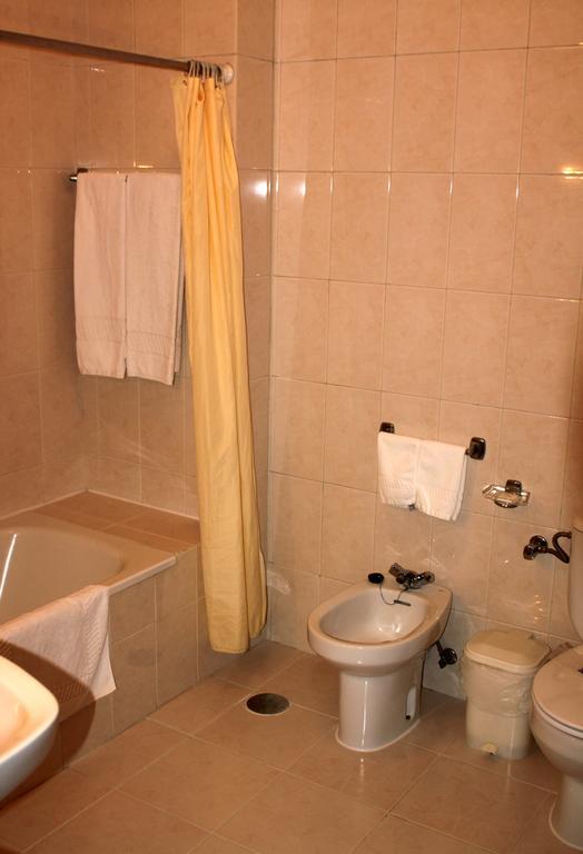 فالونغو Hotel Dom Leal المظهر الخارجي الصورة
