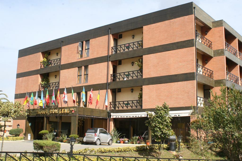 فالونغو Hotel Dom Leal المظهر الخارجي الصورة